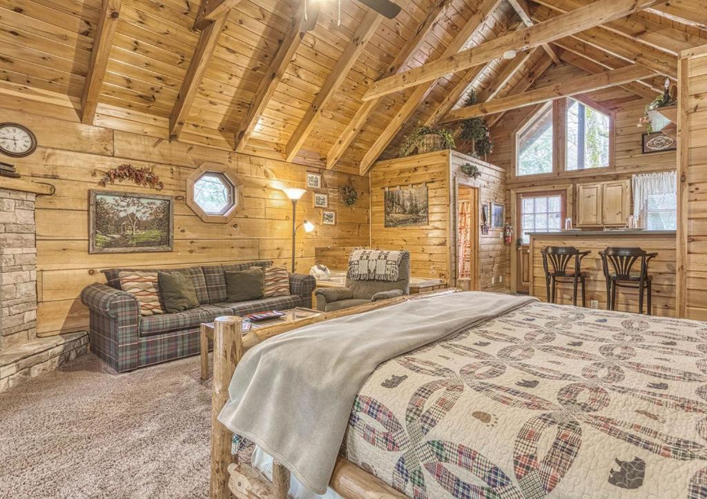 Mountain Eden, Hot Tub, Resort Pool, Wifi, 1089 Free Tickets Each Paid Day, Dollywood And More Gatlinburg Exteriér fotografie